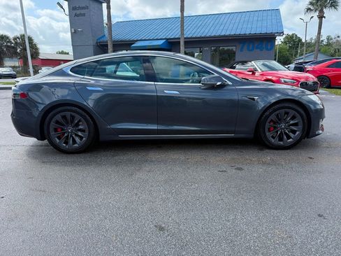 Used 2017 Tesla Model S P100D AWD/4WD image 4