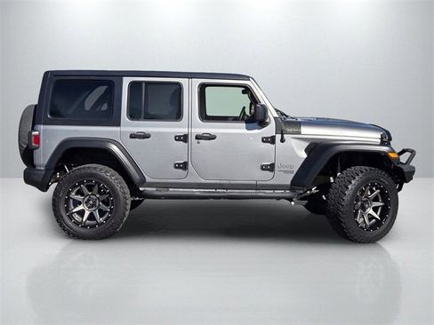 Used 2020 Jeep Wrangler Unlimited Sport S image 3
