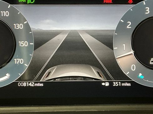 Used 2026 Land Rover Range Rover Velar S image 17