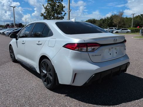 Certified 2026 Toyota Corolla SE FWD image 4