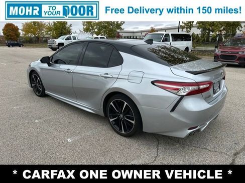 Used 2018 Toyota Camry XSE image 4