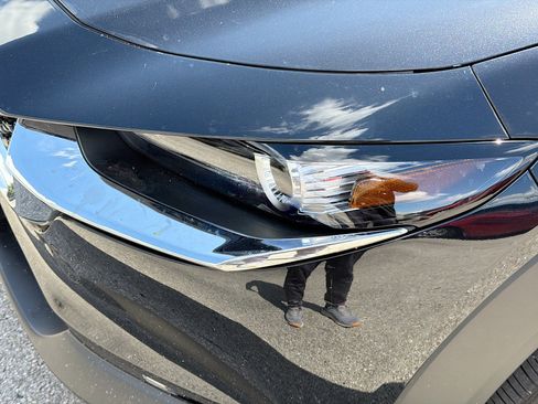 Used 2025 MAZDA CX-30 AWD 2.5 S w/ Preferred Package image 9