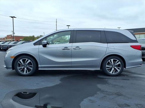 Used 2024 Honda Odyssey Touring image 5