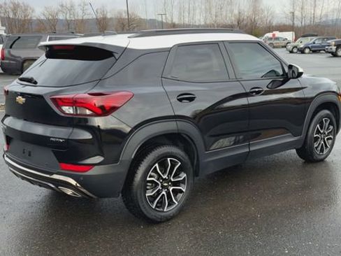 Used 2023 Chevrolet TrailBlazer ACTIV w/ Convenience Package image 8