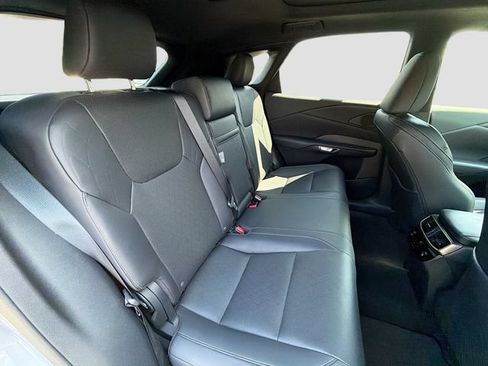 Used 2023 Lexus RX 350 w/ Accessory Package (Z1) AWD/4WD image 25
