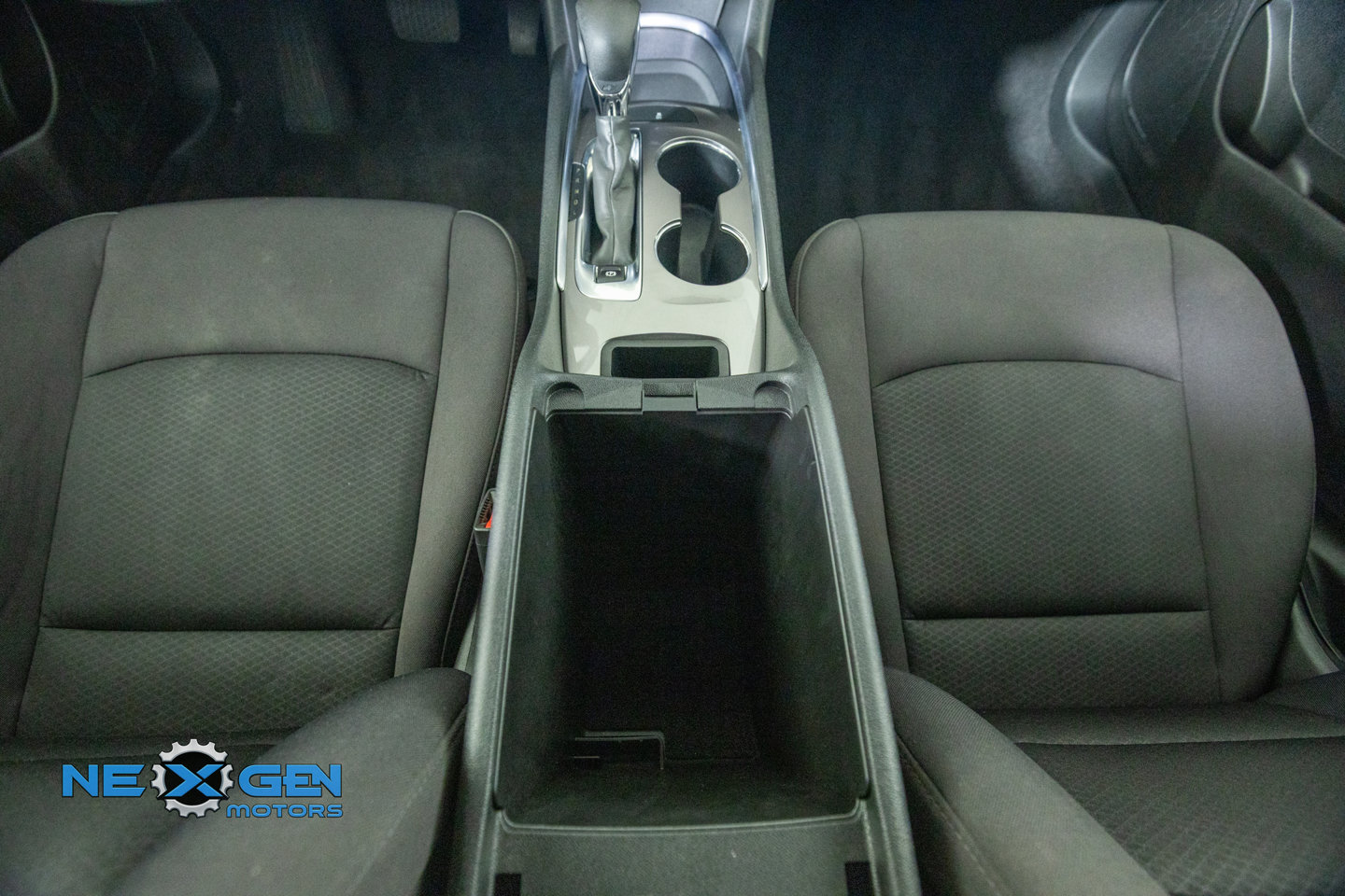 Used 2022 Chevrolet Malibu LT FWD image 31