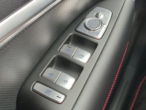 Used 2025 Genesis G70 2.5T w/ Sport Prestige Package RWD image 23