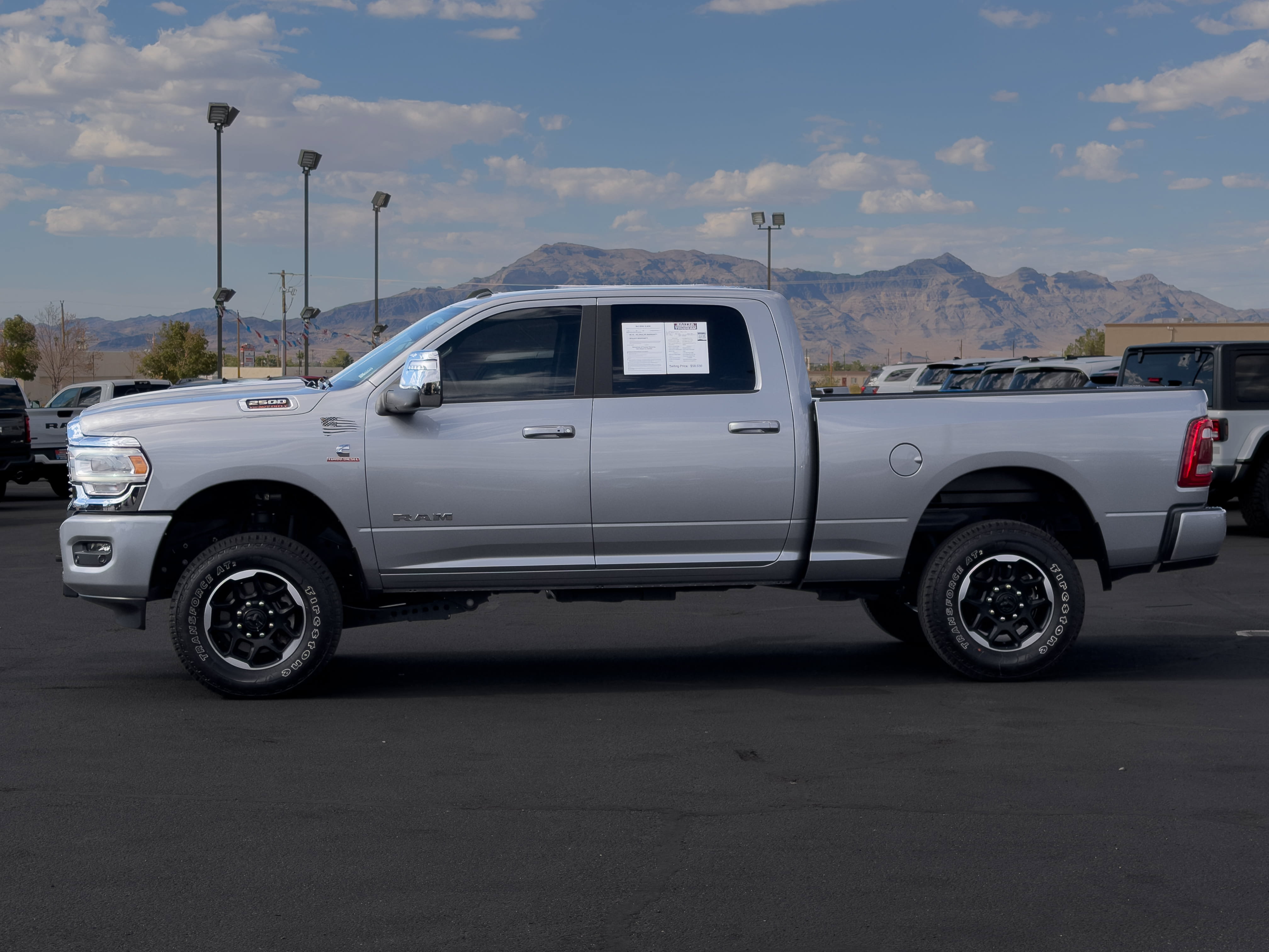 Used 2024 RAM 2500 Laramie AWD/4WD image 2
