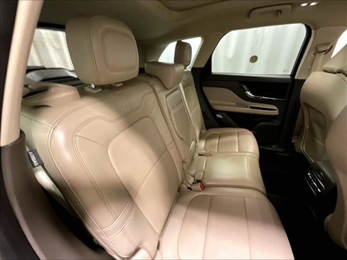 Used 2022 Lincoln Corsair Reserve w/ Equipment Group 201A image 16