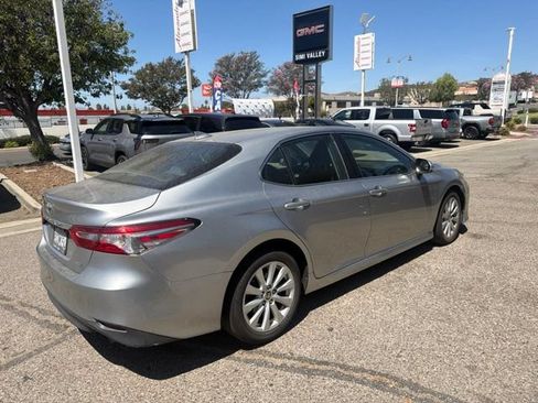 Used 2020 Toyota Camry LE w/ Carpet Mat Package FWD image 8