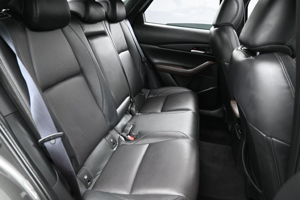 Used 2023 MAZDA CX-30 AWD 2.5 S w/ Premium Package image 19