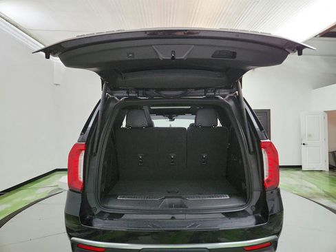 Used 2022 GMC Yukon Denali w/ Denali Premium Package AWD/4WD image 30