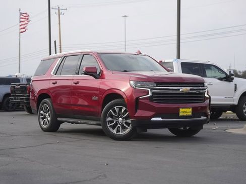 Used 2021 Chevrolet Tahoe LT w/ LT Signature Package image 2