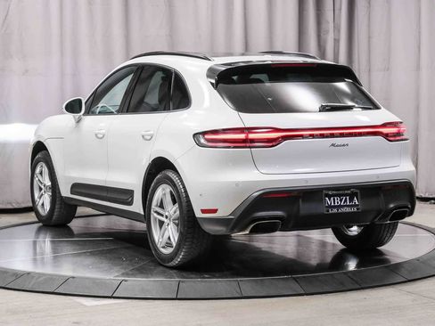 Used 2023 Porsche Macan AWD/4WD image 2
