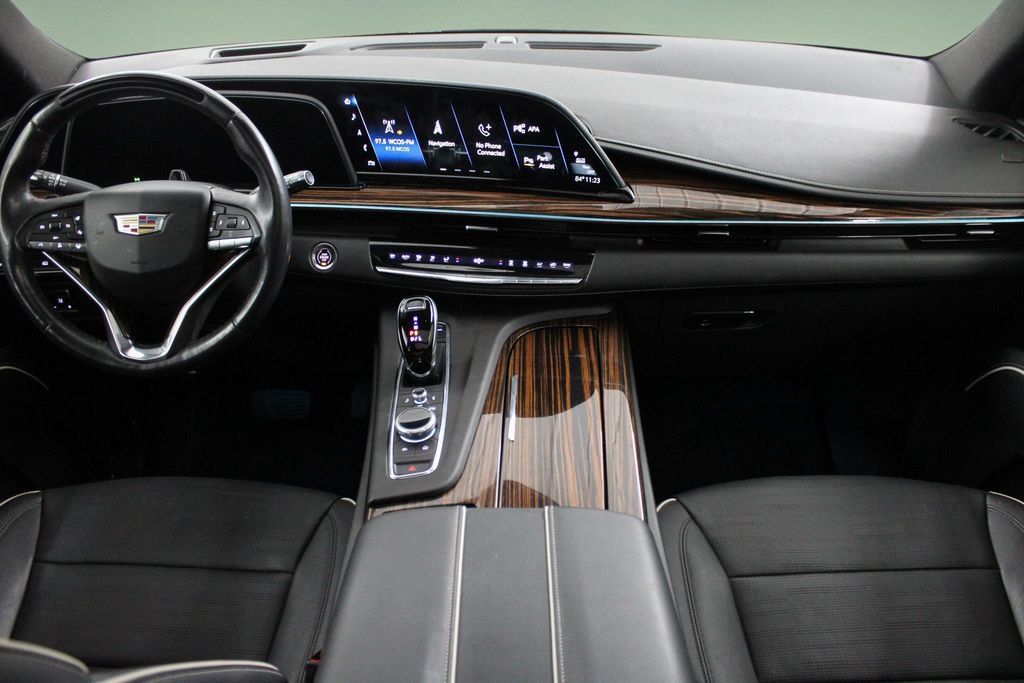 Used 2023 Cadillac Escalade ESV Premium Luxury w/ Performance Package AWD/4WD image 19