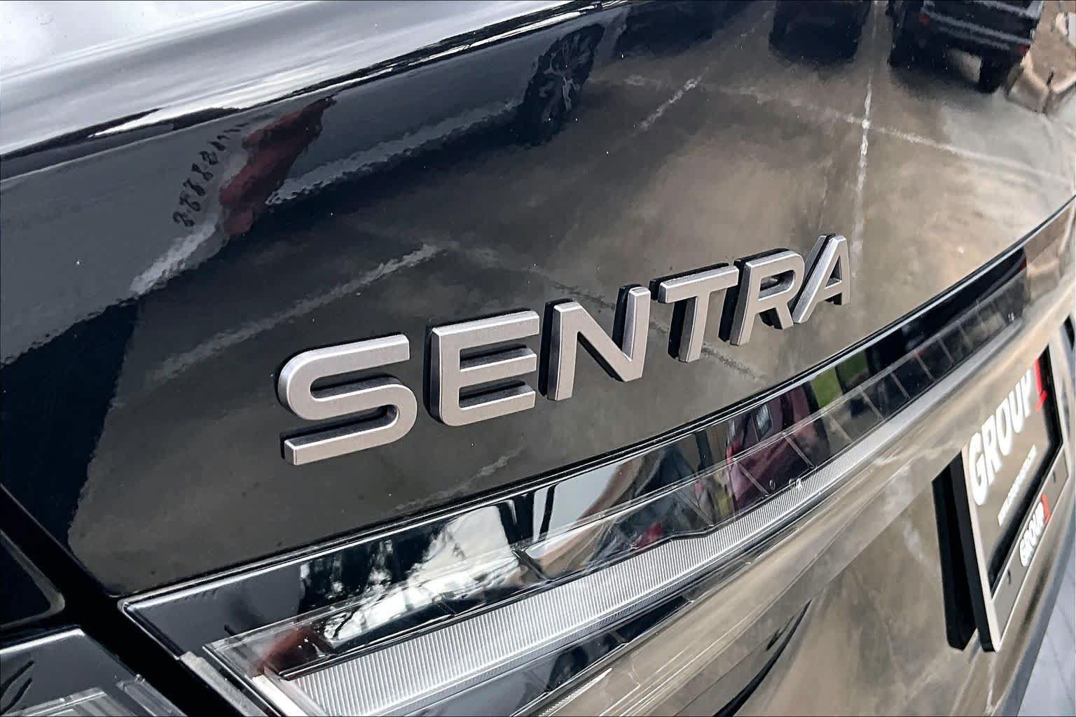 Used 2026 Nissan Sentra SV w/ SV Convenience Package FWD image 31