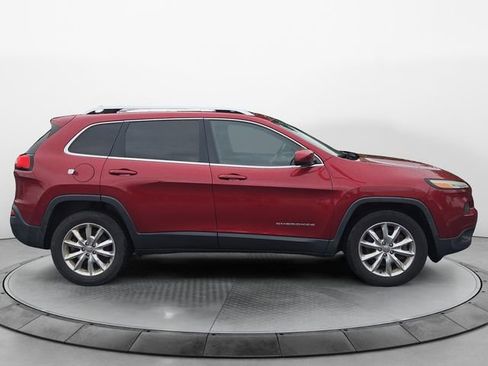 Used 2015 Jeep Cherokee Limited w/ Technology Group AWD/4WD image 6