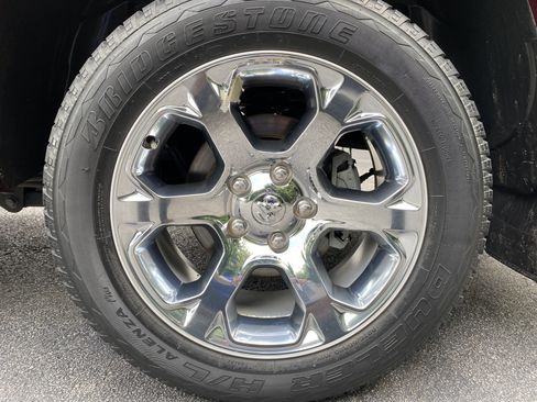 Used 2017 RAM 1500 Express RWD image 39