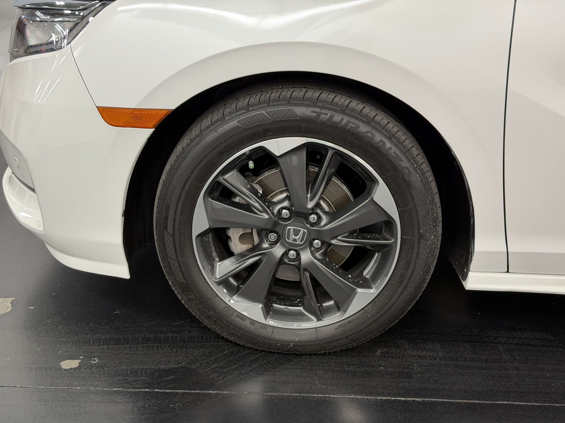 Certified 2024 Honda Odyssey Elite image 12