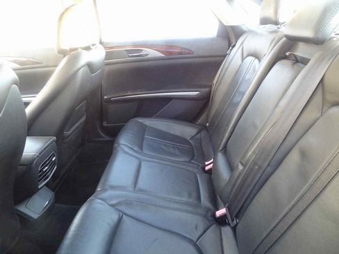 Used 2013 Lincoln MKZ image 8