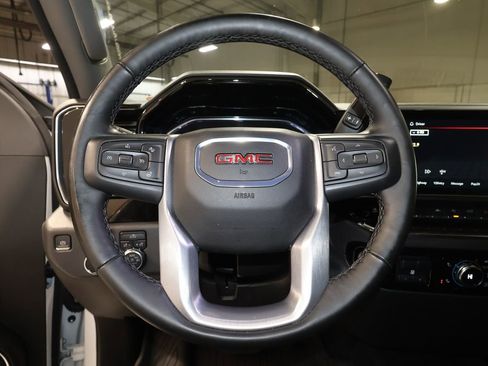 Certified 2024 GMC Sierra 1500 Elevation image 10
