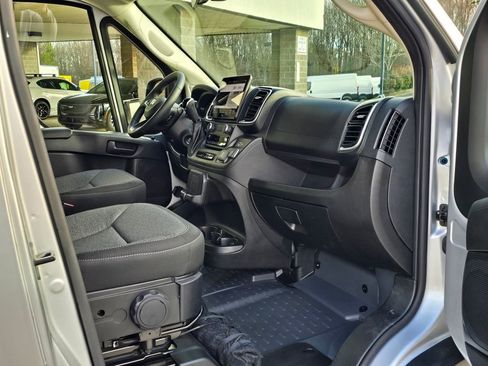 Used 2025 RAM ProMaster 3500 w/ Quick Order Package 22H SLT+ image 34