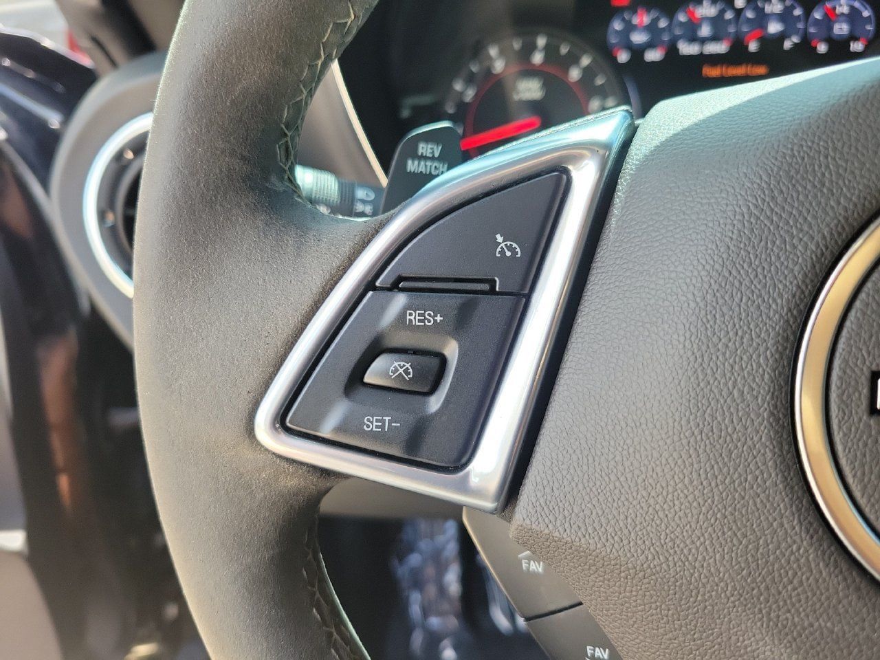 Used 2022 Chevrolet Camaro SS RWD image 16