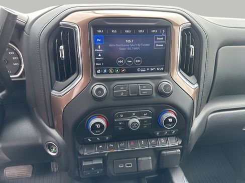 Used 2022 Chevrolet Silverado 1500 High Country w/ Safety Package II image 21