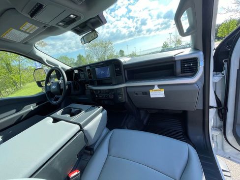New 2026 Ford F350 XL w/ XL Off-Road Package AWD/4WD image 13