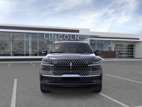 New 2026 Lincoln Navigator Reserve AWD/4WD image 6