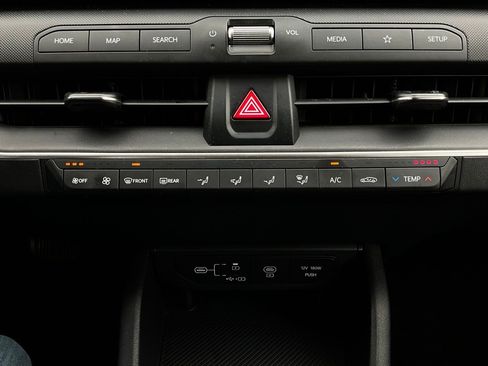 Used 2025 Kia K4 LXS image 28