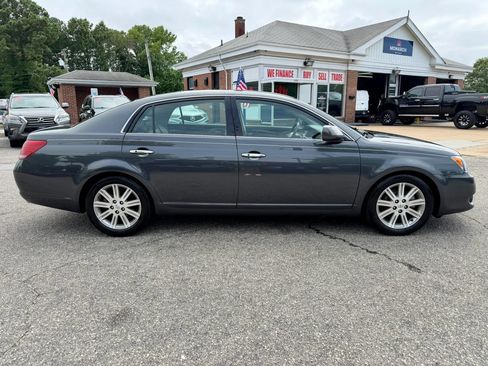 Used 2008 Toyota Avalon Limited FWD image 6