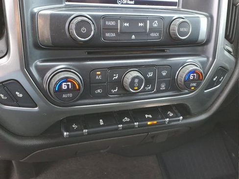 Used 2018 Chevrolet Silverado 1500 LT w/ Texas Edition image 19