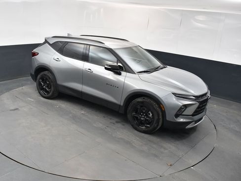 Used 2023 Chevrolet Blazer LT w/ Midnight/Sport Edition AWD/4WD image 33