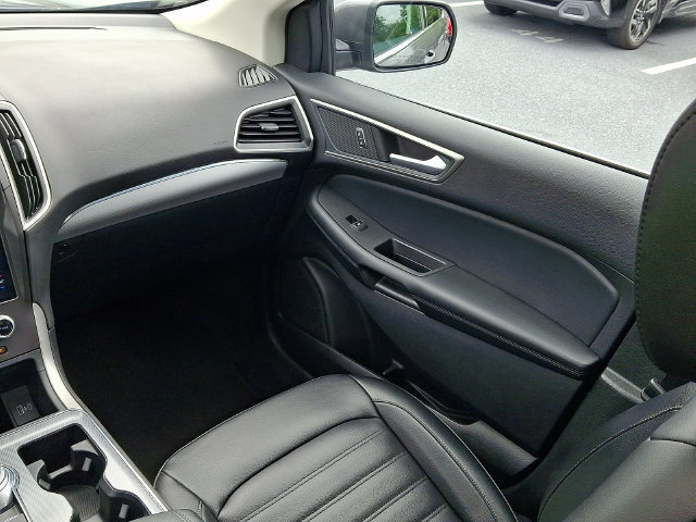 Used 2021 Ford Edge SEL w/ Convenience Package AWD/4WD image 17