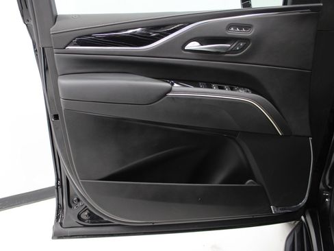 Used 2023 Cadillac Escalade ESV Sport image 16