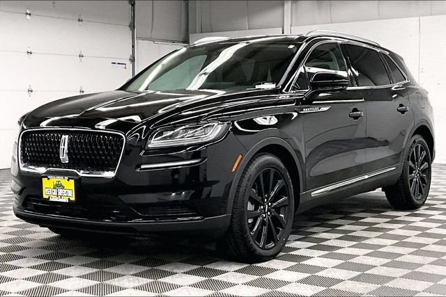 Used 2023 Lincoln Nautilus Reserve w/ Monochromatic Package FWD image 12