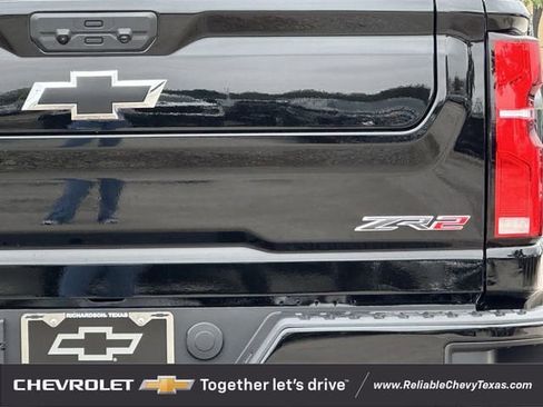 New 2026 Chevrolet Silverado 2500 ZR2 AWD/4WD image 7
