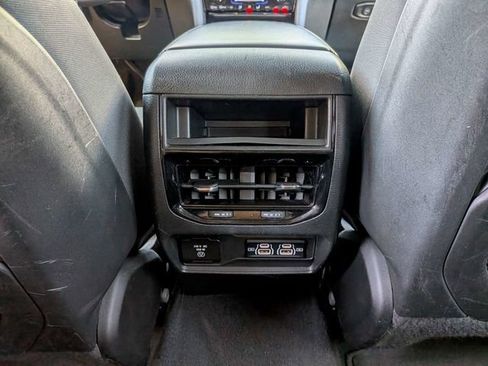 Used 2024 Jeep Grand Cherokee Altitude AWD/4WD image 14