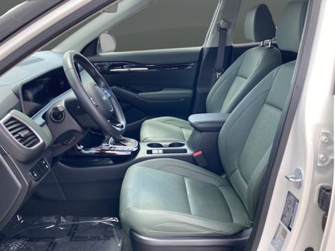 Certified 2024 Kia Seltos SX w/ SX Sunroof Package AWD/4WD image 9