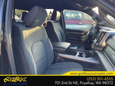 Used 2019 RAM 1500 Big Horn image 29