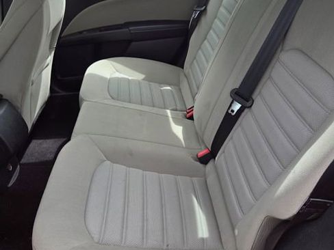 Used 2017 Ford Fusion S FWD image 10