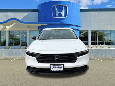 New 2025 Honda Accord SE image 6