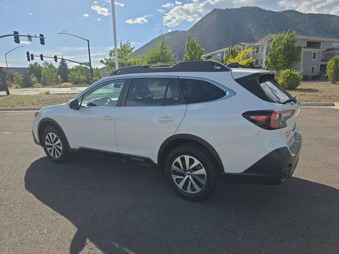 Used 2021 Subaru Outback Premium w/ Popular Package #1 AWD/4WD image 5