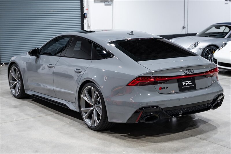Used 2021 Audi RS 7 Sportback w/ Black Optic Package AWD/4WD image 4