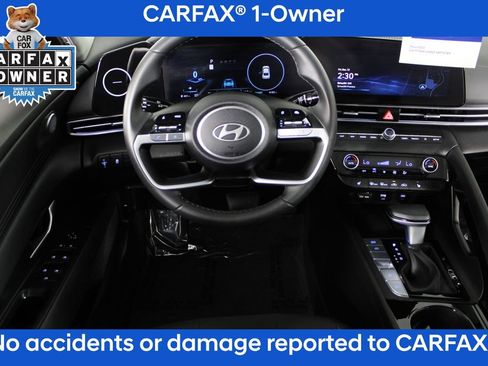 Certified 2025 Hyundai Elantra SEL image 5