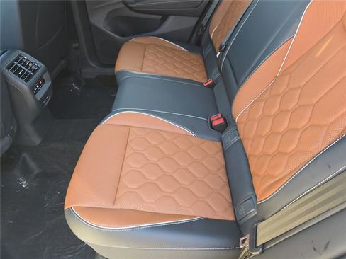 New 2026 Volkswagen Tiguan SEL R-Line image 12