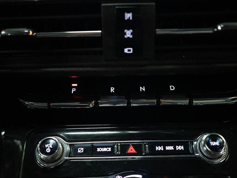 Used 2022 Lincoln Corsair FWD w/ Premium Package image 21