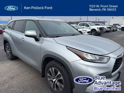 Used 2020 Toyota Highlander XLE image 4