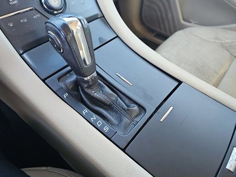 Used 2013 Ford Taurus Limited image 23